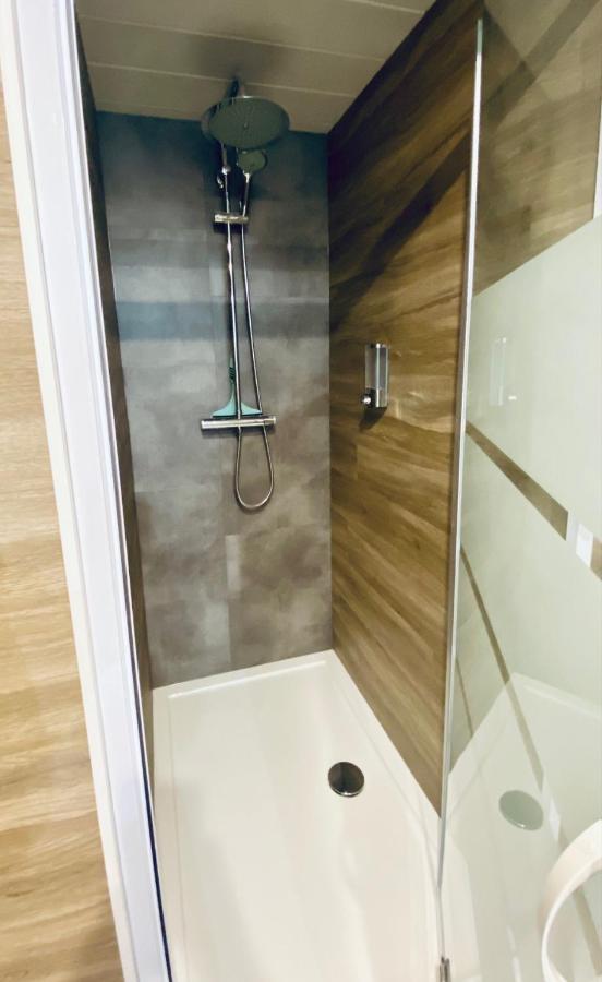 Studio Neuf Bien Place, Jardin Et Parking Gratuit Apartment Toulouse Ngoại thất bức ảnh